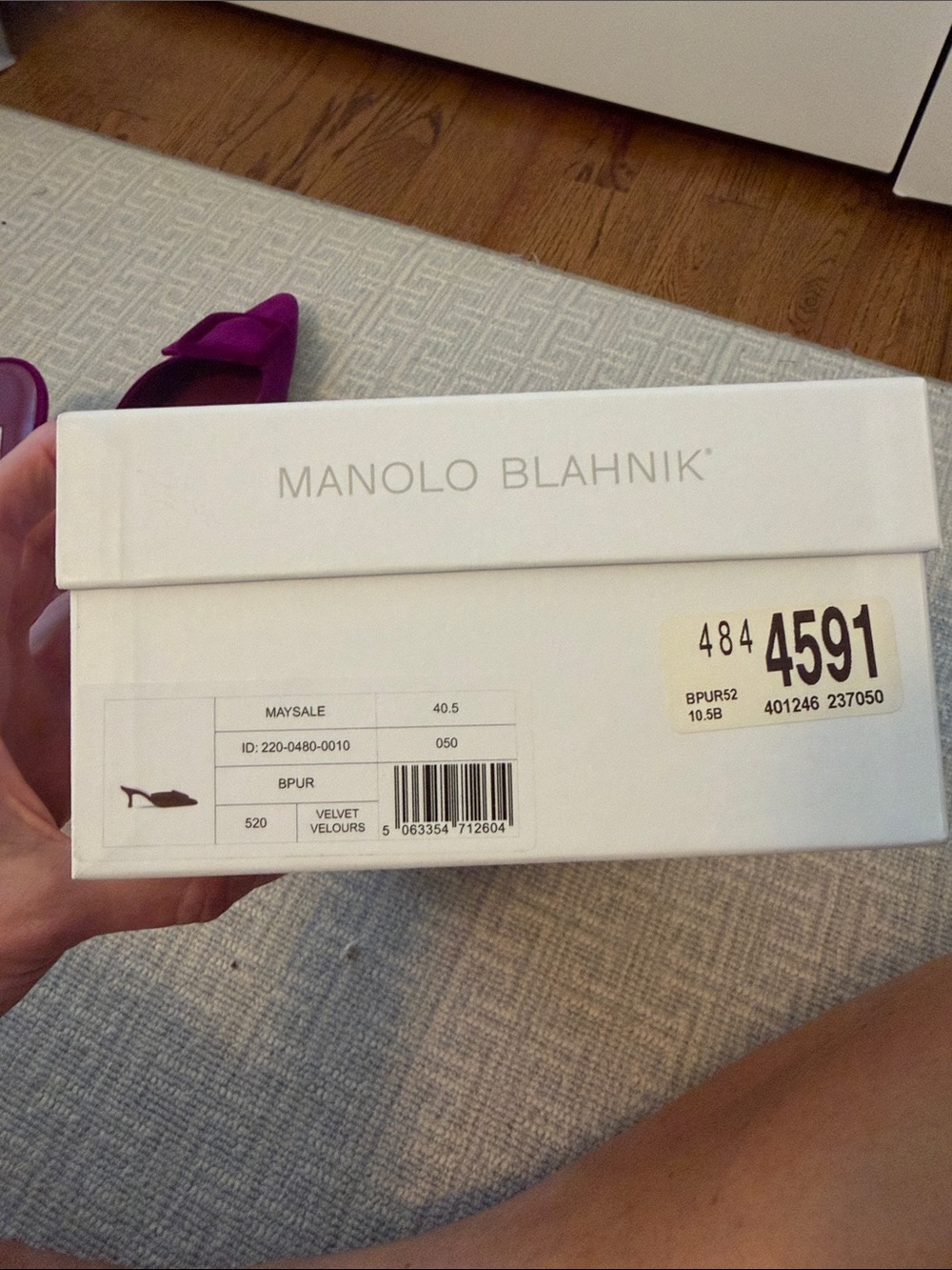 Manolo Blahnik Maysale 50 mm Fuchsia Velvet Pointed Mules with Buckle - Picture 5 of 5